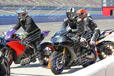 media/Aug-27-2022-Fastrack Riders (Sat) [[c588535105]]/Level 3/Grid/